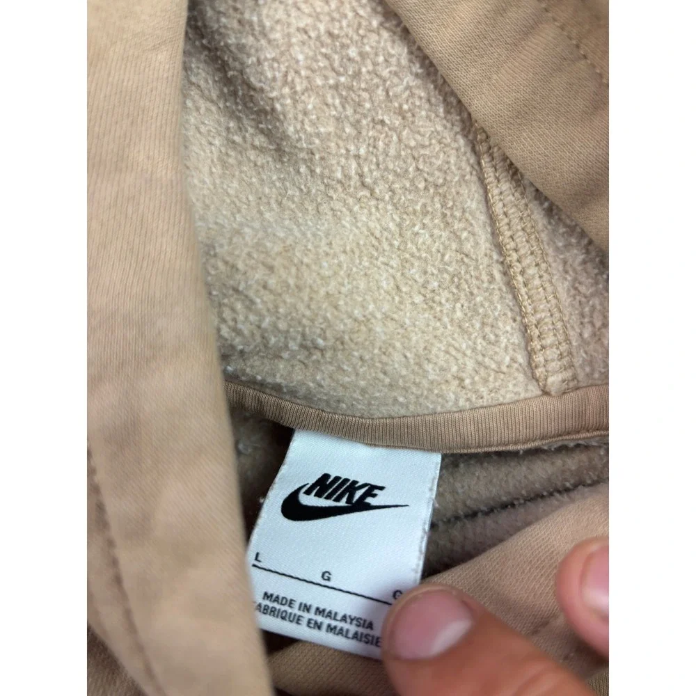 Nike hoodie versatile